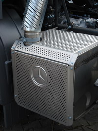 Auspuffanlage eine Mercedes Benz Actros